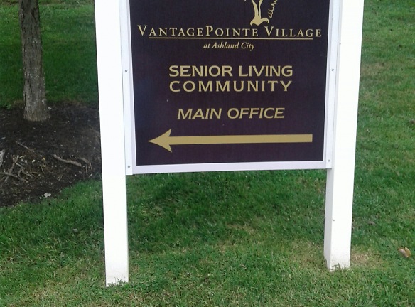 Vantage Pointe Village At Ashland City Apartments - Ashland City, TN