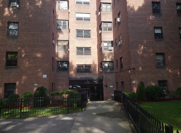30 & 40 Fleetwood Ave A Cooperative Residence Apartments - Mount Vernon, NY