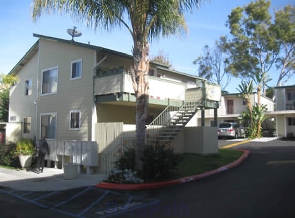 Pebble Cove Apartments - San Diego, CA