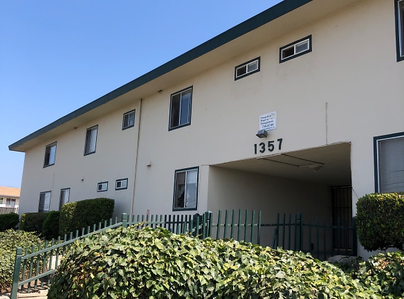 Thorndike Apartments - Salinas, CA