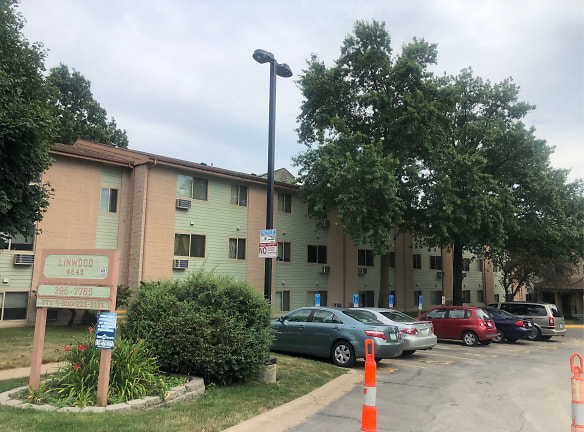 Linwood Apartments - Cedar Rapids, IA