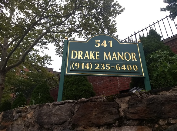 Drake Manor Apartments - New Rochelle, NY