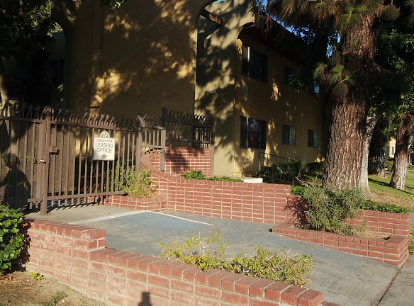 Cameron Park Apartments Homes - West Covina, CA