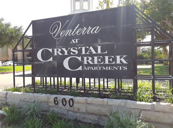 Crystal Creek Apartments - Round Rock, TX