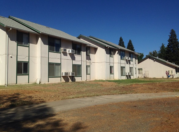 Lakeview Apartments - Marysville, CA