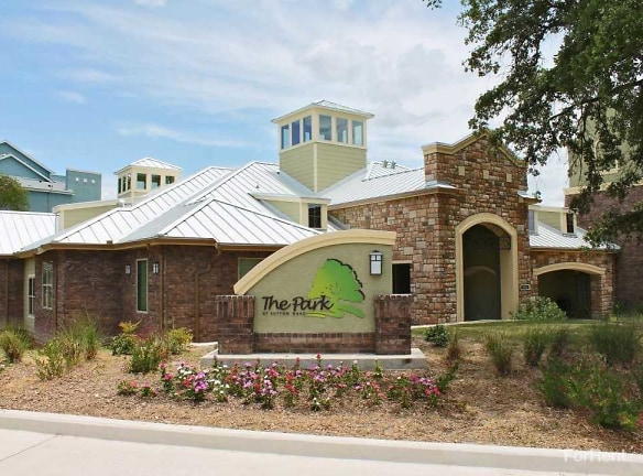The Park At Sutton Oaks - San Antonio, TX