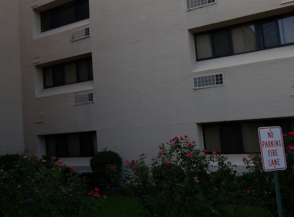 Cedar Hills Senior Apartments - Shreveport, LA
