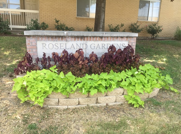 Roseland Gardens Apartments - Dallas, TX