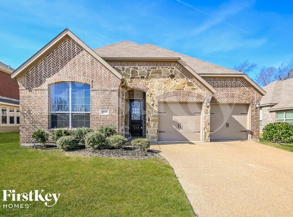 3115 Marble Falls Dr - Forney, TX