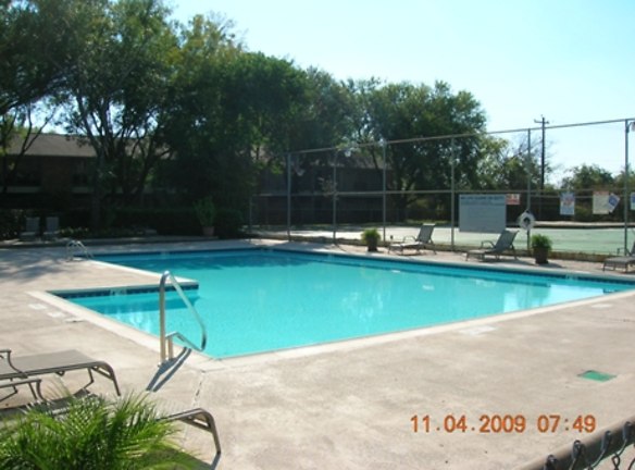 San Augustine Apartments & Townhomes - Pasadena, TX