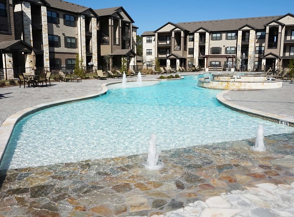 The Willow Creek Apartments - Tomball, TX