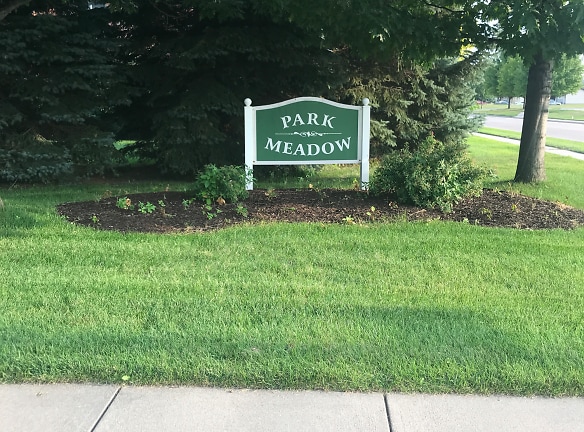 Park Meadow Apartments - Kearney, NE