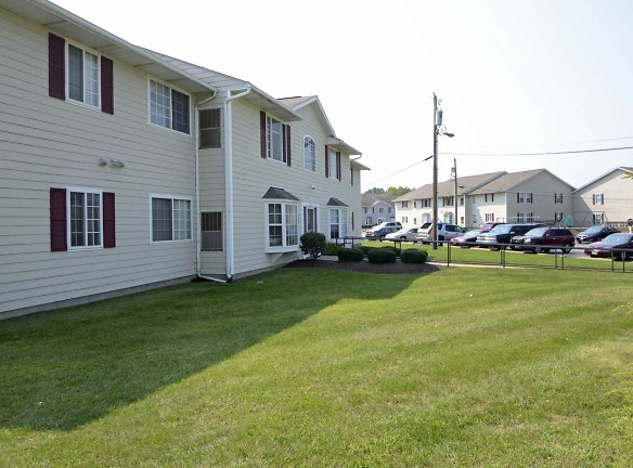 Brentwood Apartments - Painesville, OH