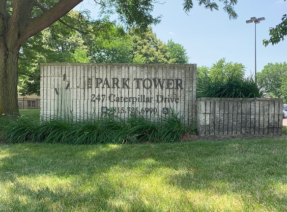 The Park Tower Apartments - Joliet, IL