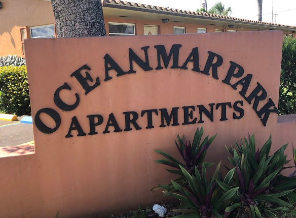 Oceanmar Park Apartments - Hialeah, FL