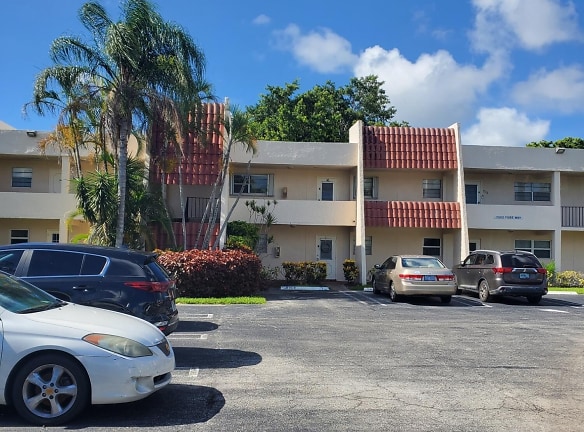 2500 Fiore Way #202-C - Delray Beach, FL