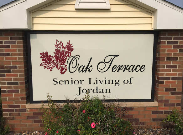 Oak Terrace Senior Living Of Jordan Apartments - Jordan, MN