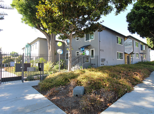 Ladera Townhouse Apartments - Los Angeles, CA