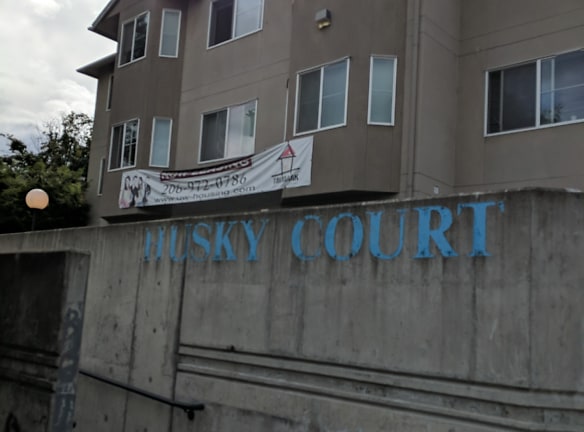 Husky Court Apartments - Seattle, WA