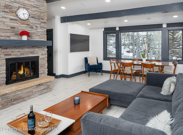 600 Carriage Way #L17 - Snowmass Village, CO