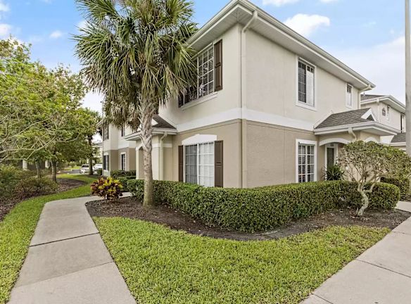 3501 D'Avinci Way unit 2011 - Melbourne, FL