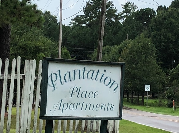 Plantation Place Apartments - Hattiesburg, MS