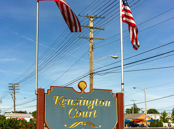 Kensington Court - North Olmsted, OH