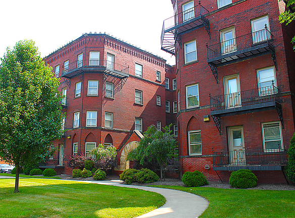 Tremont Terraces Apartments - Cleveland, OH