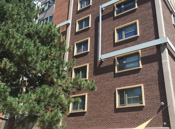 Hirschfield Towers Apartments - Denver, CO