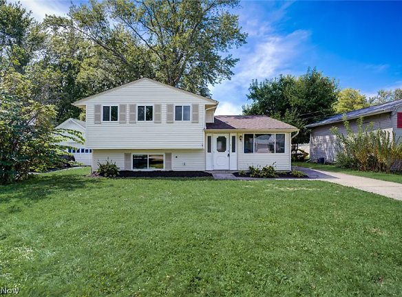6300 Olive Ave - North Ridgeville, OH