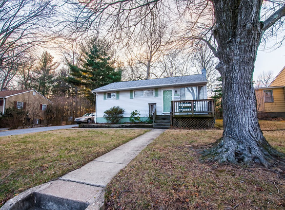212 Uppergate Ct - Owings Mills, MD