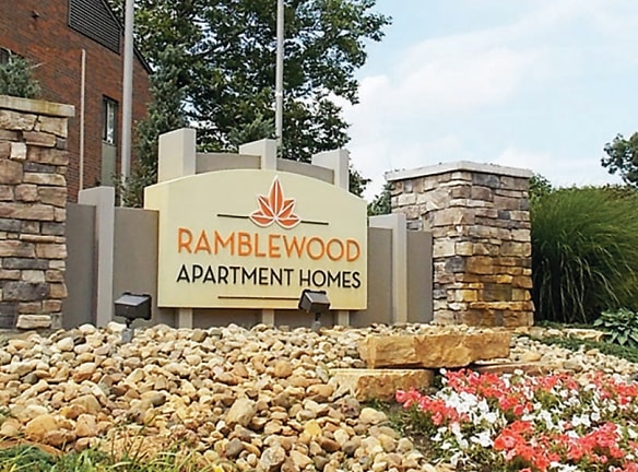 Ramblewood Apartments - Grand Rapids, MI