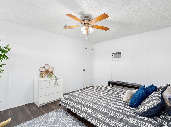 Room For Rent - Tempe, AZ