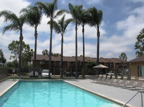 Ocean Breeze Apartments - San Ysidro, CA