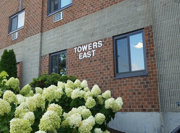 Towers East Apartments - Pawtucket, RI