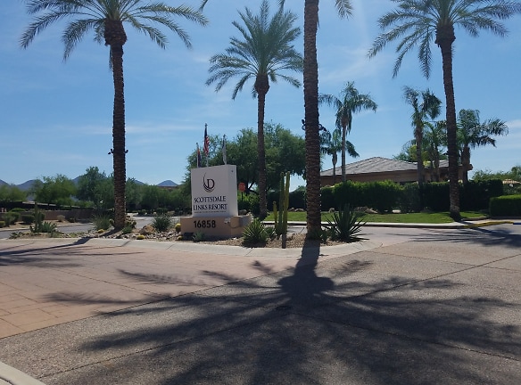 Scottsdale Links Apartments - Scottsdale, AZ