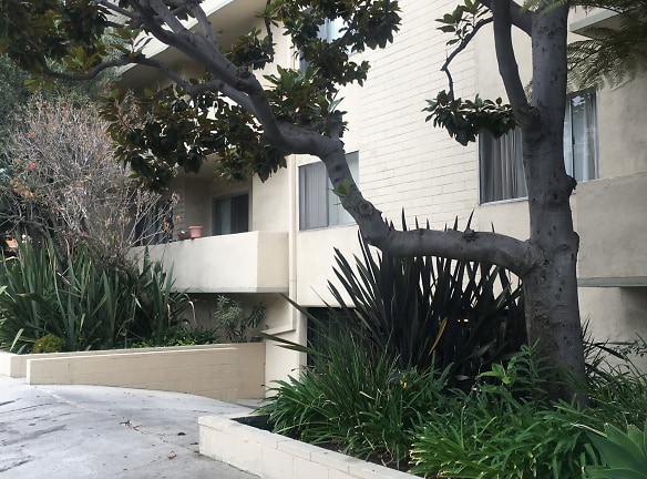Burton Almont Apartments - Los Angeles, CA