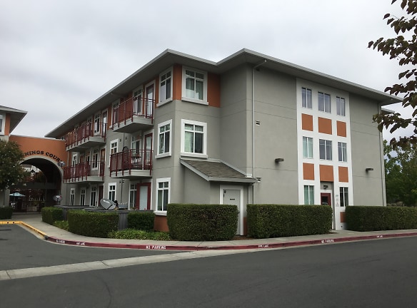 Jennings Court Apartments - Santa Rosa, CA