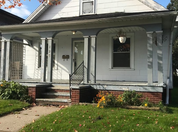 127 Bergin St - Rossford, OH