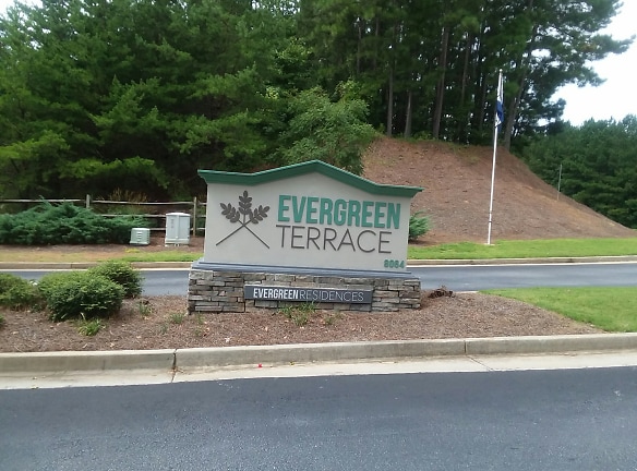 Evergreen Terrace Apartments - Fairburn, GA