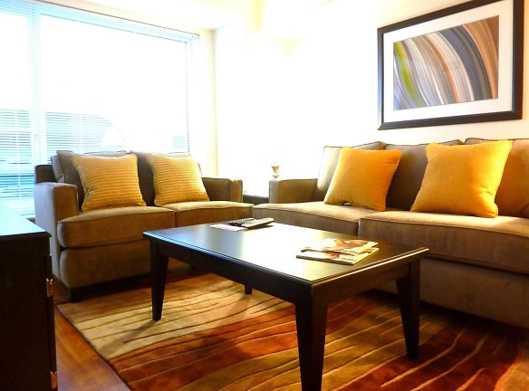 Northeast Suites - Temporary Furnished Housing - Brookline, MA