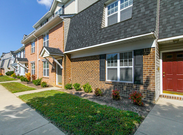 Hickory Hills East Apartments 22501 Iverson Dr Great Mills MD