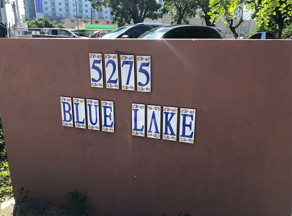 Blue Lake Apartments - Miami, FL