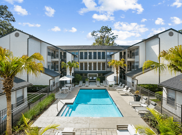 Brookwood Club Apartments - Jacksonville, FL