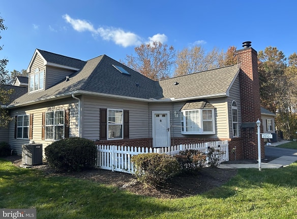 2001 Century Ln - Chadds Ford, PA