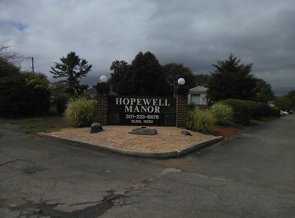 Hopewell Manor Apartments - Hagerstown, MD