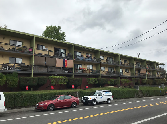 Hollywood Lanai Apartments - Portland, OR