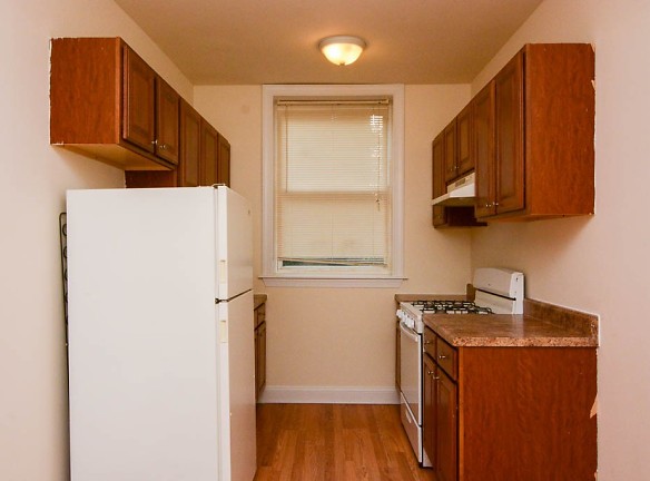 2598 N Kimball Ave unit G801 - Chicago, IL