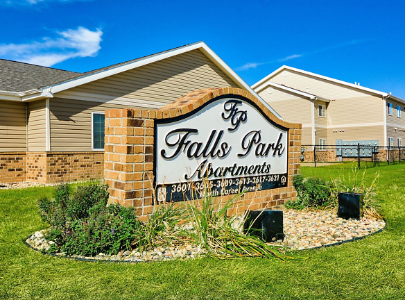 Falls Park - Sioux Falls, SD