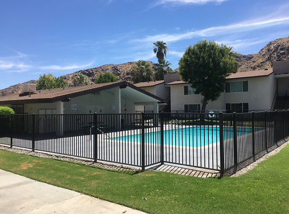Seminole Garden Apartments - Palm Springs, CA